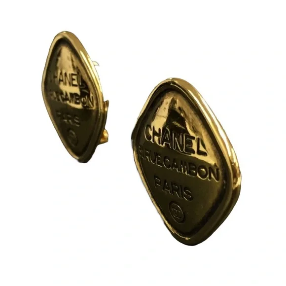 CHANEL 31 Rue Cambon Clip On Earrings - Picture 3 of 7